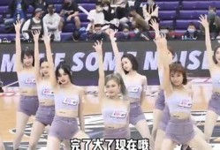 杨毅爆料霍华德视频播放,揭秘篮球巨星背后的故事